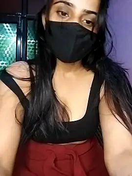 Snapshot of Amisha2 chatting on 10-14-25, 04:30 Amisha2 online show from 10-14-25, 04:30