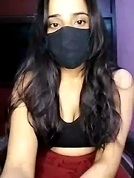 Snapshot of Amisha2 chatting on 12-18-25, 05:30 Amisha2 online show from 12-18-25, 05:30