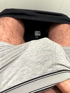 Snapshot of analtake13 chatting on 11-06-25, 12:39 analtake13 online show from 11-06-25, 12:39