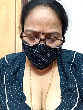 heera-rani online show from 09-28-25, 02:22