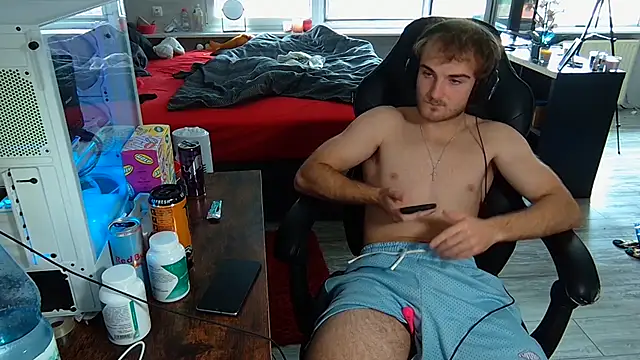 Snapshot of Rudi2007Eye chatting on 09-23-25, 11:46 Rudi2007Eye online show from 09-23-25, 11:46