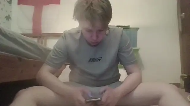 Snapshot of TomasCramp chatting on 04-18-26, 11:58 TomasCramp online show from 04-18-26, 11:58
