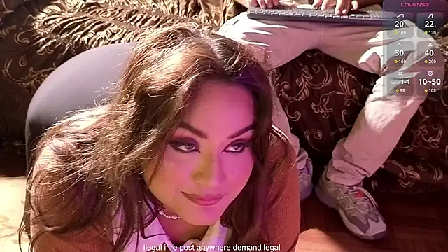 Snapshot of laurale_phillipe chatting on 11-22-25, 04:28 laurale phillipe online show from 11-22-25, 04:28