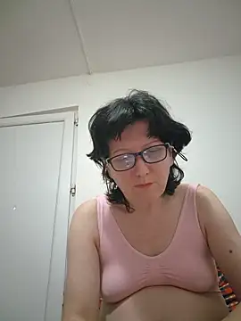 Vera Elle online show from 04-05-26, 06:49