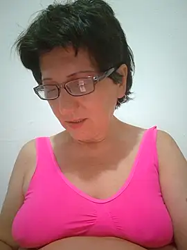 Snapshot of Vera_Elle chatting on 07-13-26, 11:40 Vera Elle online show from 07-13-26, 11:40
