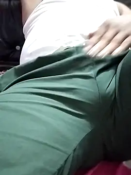 Snapshot of hunk28_6 chatting on 10-14-25, 04:19 hunk28 6 online show from 10-14-25, 04:19