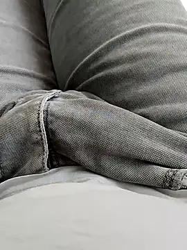 Snapshot of hunk28_6 chatting on 10-23-25, 06:34 hunk28 6 online show from 10-23-25, 06:34