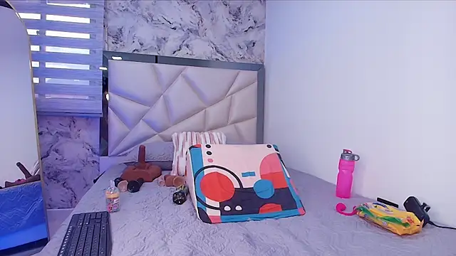 Snapshot of carol_juicyy chatting on 11-22-25, 07:24 carol juicyy online show from 11-22-25, 07:24