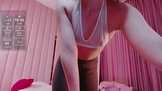 Miranda Kerry online show from 04-11-26, 07:45