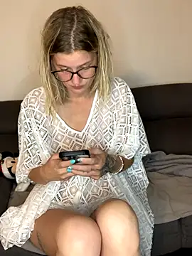 Lesamantssexy online show from 11-03-25, 07:15