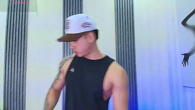 Snapshot of Draven_Marceaux chatting on 07-15-26, 11:15 Draven Marceaux online show from 07-15-26, 11:15