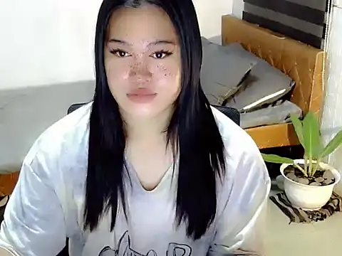 Snapshot of Annierose_ts chatting on 09-30-25, 11:15 Annierose ts online show from 09-30-25, 11:15