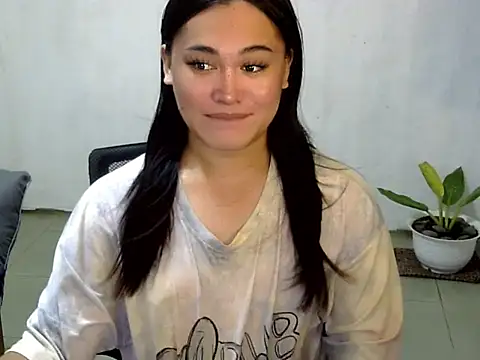 Annierose ts online show from 10-28-25, 06:21