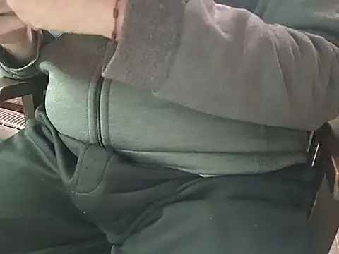 BabyBearMilk online show from 07-07-26, 10:47