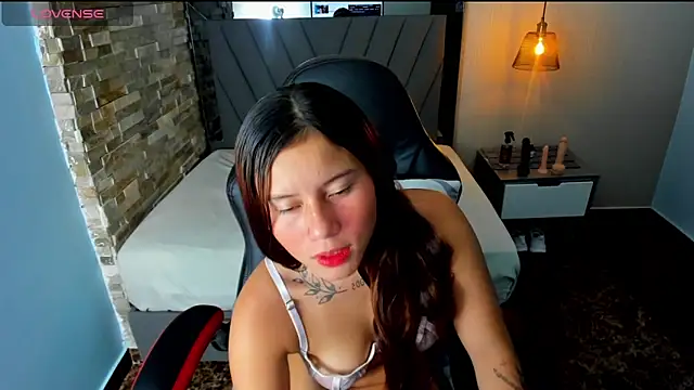 MARINETOMMY online show from 09-18-25, 02:35