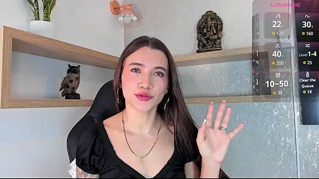 aitana baker  online show from 04-02-26, 03:37