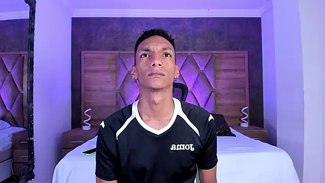 JulienSaint online show from 02-05-26, 11:59