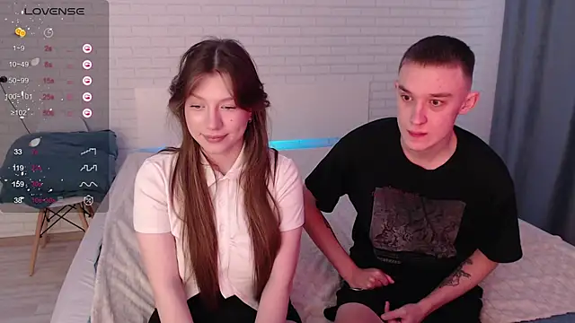 Blushing couple online show from 09-14-25, 10:47