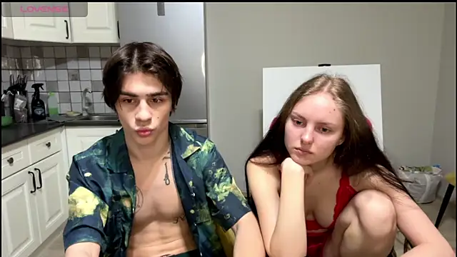 Snapshot of flowerscouple chatting on 03-02-26, 10:27 flowerscouple online show from 03-02-26, 10:27