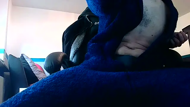 Snapshot of cdexsalive chatting on 09-27-25, 09:03 cdexsalive online show from 09-27-25, 09:03