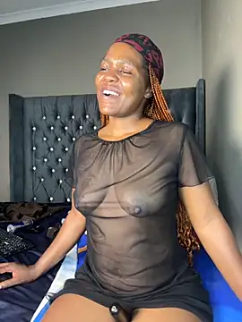 Snapshot of Kikie23 chatting on 12-02-25, 11:45 Kikie23 online show from 12-02-25, 11:45