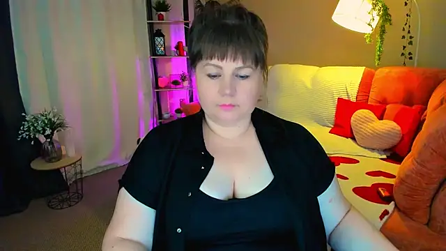 CrystaalStaar online show from 07-19-26, 09:18