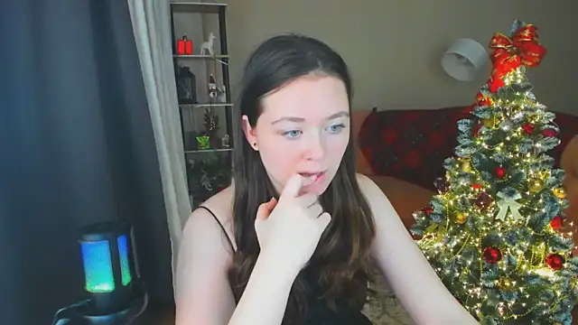 AlluringLookk online show from 12-20-25, 05:20