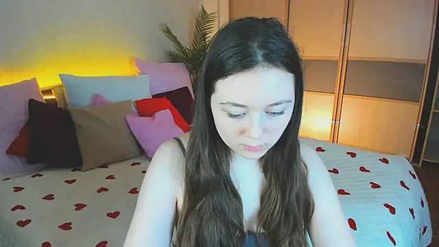 AlluringLookk online show from 03-27-26, 12:16