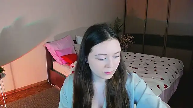 AlluringLookk online show from 04-12-26, 04:45