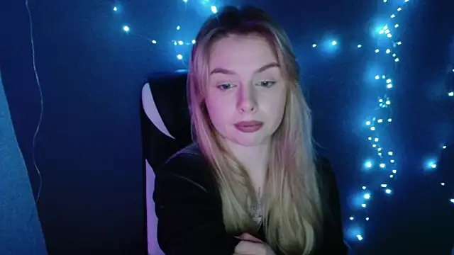 AngelicaHollywood online show from 11-20-25, 07:57