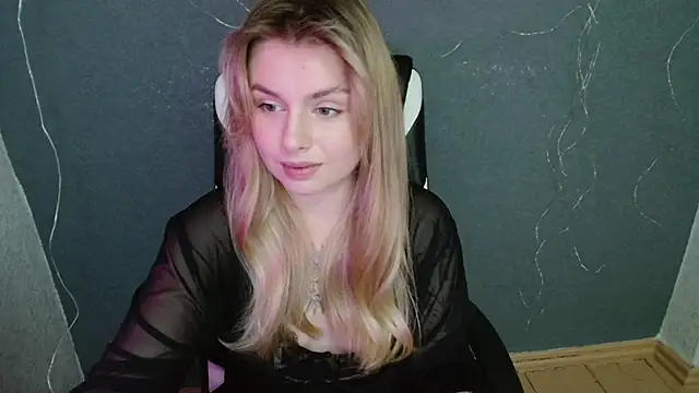 AngelicaHollywood online show from 11-22-25, 04:17