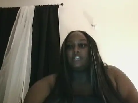 Cocomamii1 online show from 10-19-25, 02:23