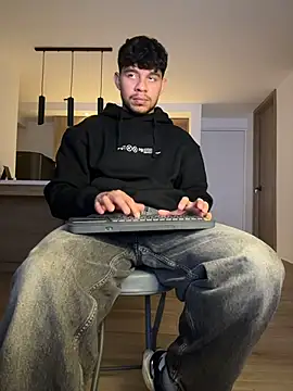 austin spears  online show from 02-11-26, 04:06