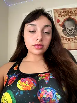 CharmingMaddie online show from 10-17-25, 04:42