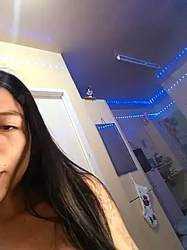 Snapshot of yumi_yum chatting on 04-23-26, 03:25 yumi yum online show from 04-23-26, 03:25