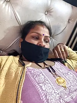 Love-pari077 online show from 12-15-25, 05:34