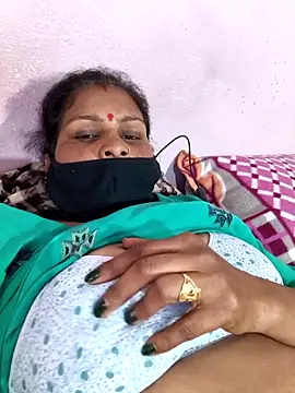 Love-pari077 online show from 02-11-26, 08:19