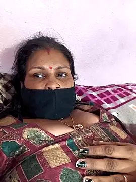 Love-pari077 online show from 02-12-26, 02:34