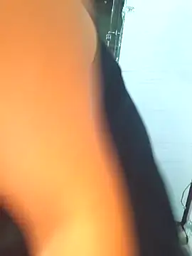 Love-pari077 online show from 02-19-26, 03:41