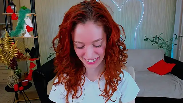 ChristinaConteeree online show from 07-16-26, 07:20