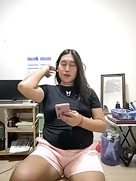 Snapshot of Romantic_Sabrina chatting on 10-14-25, 10:49 Romantic Sabrina online show from 10-14-25, 10:49