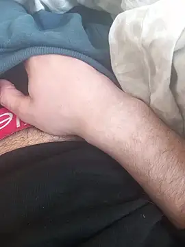 Snapshot of Hornyhrony chatting on 12-20-25, 10:44 Hornyhrony online show from 12-20-25, 10:44