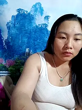 Love-Ly99 online show from 09-17-25, 11:06