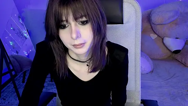 CrystallBloom online show from 04-03-26, 01:14