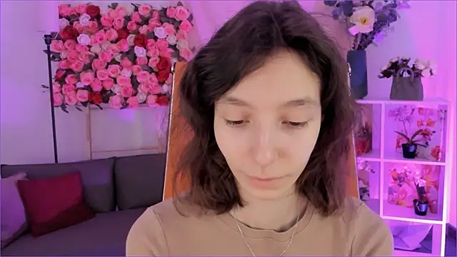 Snapshot of EmmanuellBrown chatting on 02-08-26, 04:05 EmmanuellBrown online show from 02-08-26, 04:05