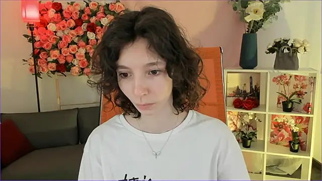 Snapshot of EmmanuellBrown chatting on 02-15-26, 04:09 EmmanuellBrown online show from 02-15-26, 04:09