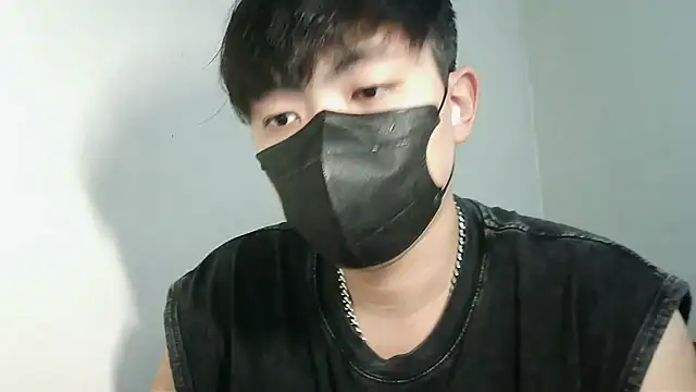 bigbb101011 online show from 09-10-25, 01:22