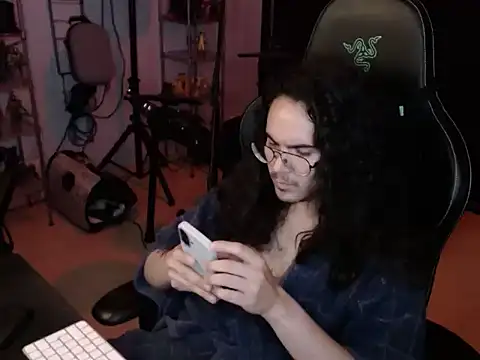 dorrey21 online show from 04-13-26, 03:28