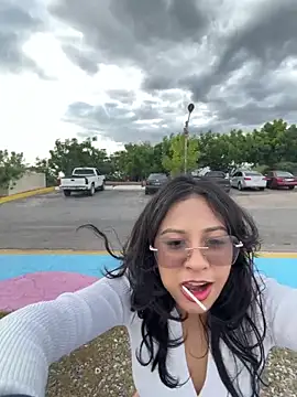 lynn9000 online show from 12-04-25, 08:28