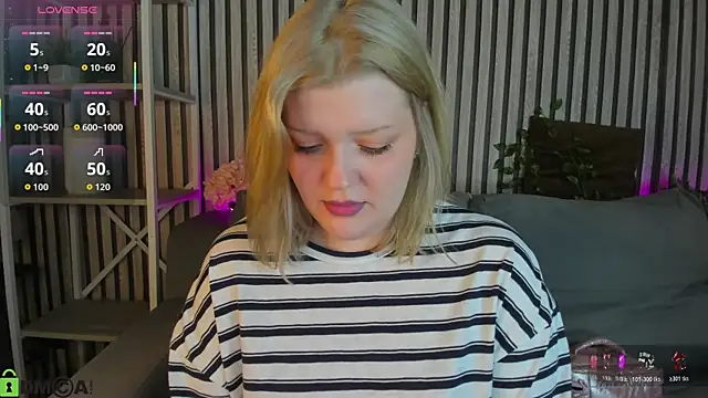 Michele Greenn online show from 05-26-26, 01:12